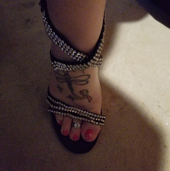 Shoes - Womens heels